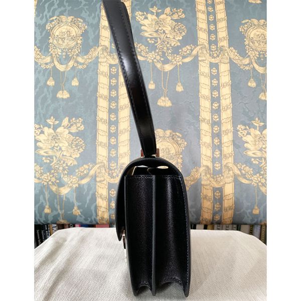 エルメス 幻のコンスタンスミニ 偽物18 黒 x シルバーパラジウム金具H056347CC